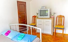 Private Rooms - Tivat